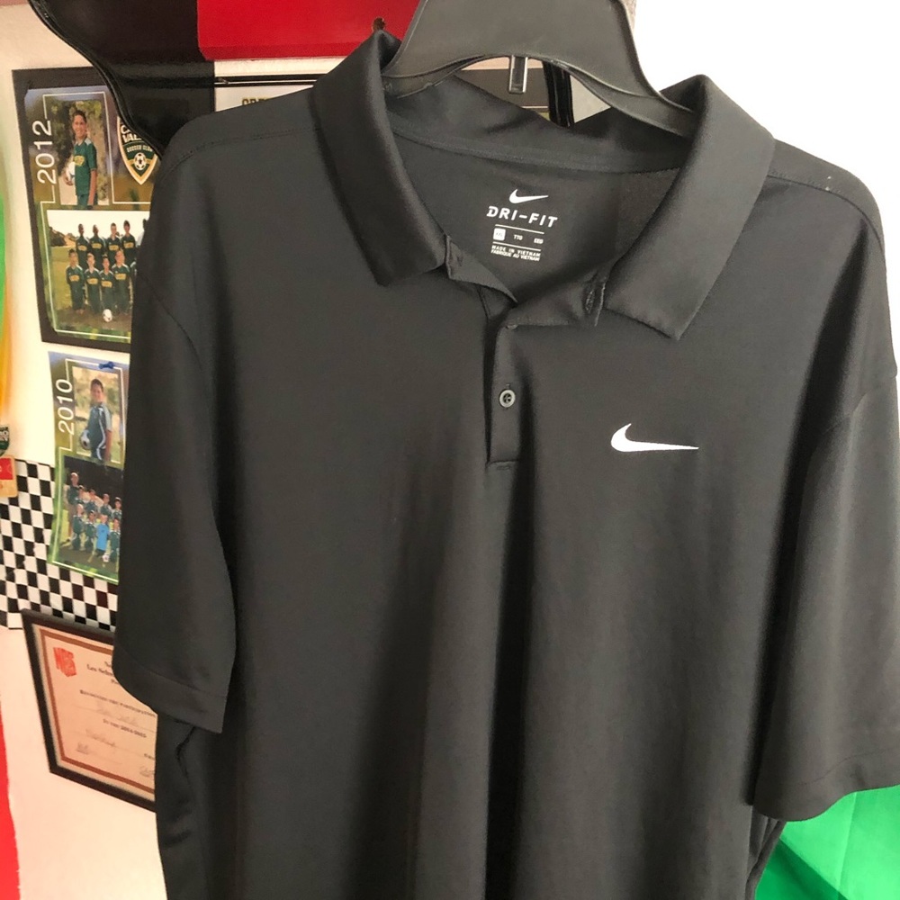 Nike dri-fit polo